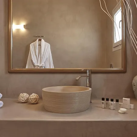 Otel Aliter Exo Katikies (Santorini)