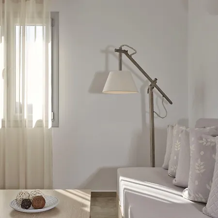 Aliter 3* Exo Katikies (Santorini)