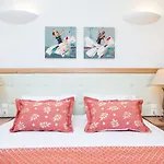 Aliter 3* Exo Katikies (Santorini)