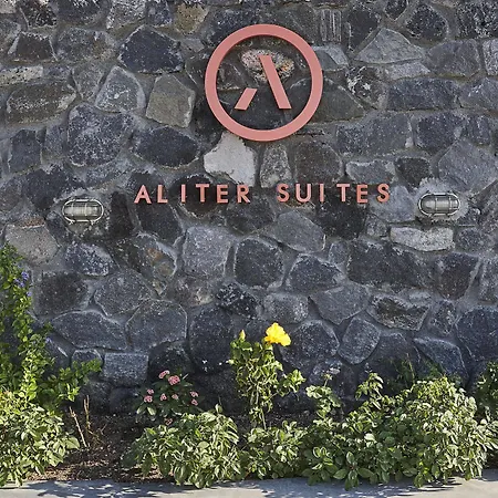 ホテル Aliter Exo Katikies (Santorini)