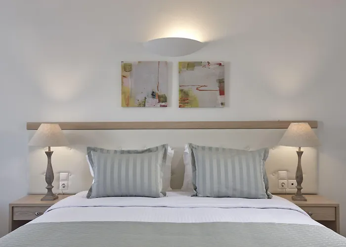 Aliter 3* Exo Katikies (Santorini)