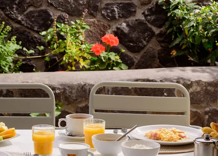 Aliter Exo Katikies (Santorini)