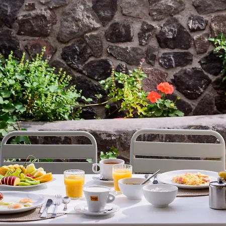 Aliter Hotel Exo Katikies (Santorini)