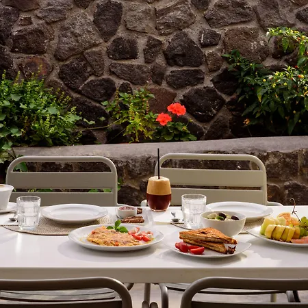 Aliter Hotel Exo Katikies (Santorini)